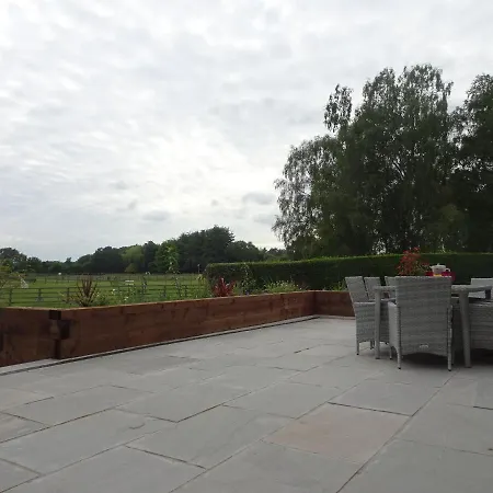 Garden House At The Red House Estate Ferienhaus York