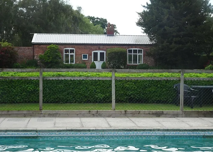 Garden House At The Red House Estate Hébergement de vacances